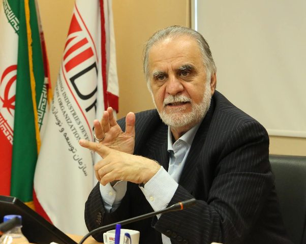 نرخ دلار برای واردات مواد معدنی ۴۲۰۰ تومان است